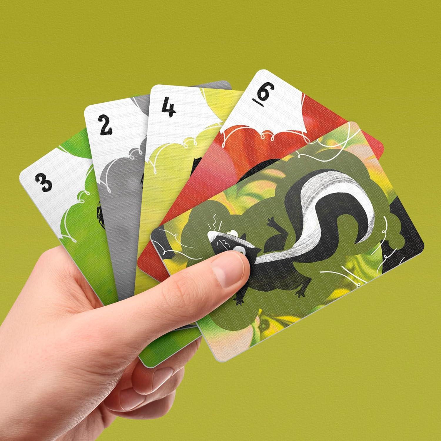 imageDump The Skunk Game Family Card Game by Reiner Knizia Ages 7 and Up 26 Players 20 Mins Easy to Learn Games for Kids Teens and Adults